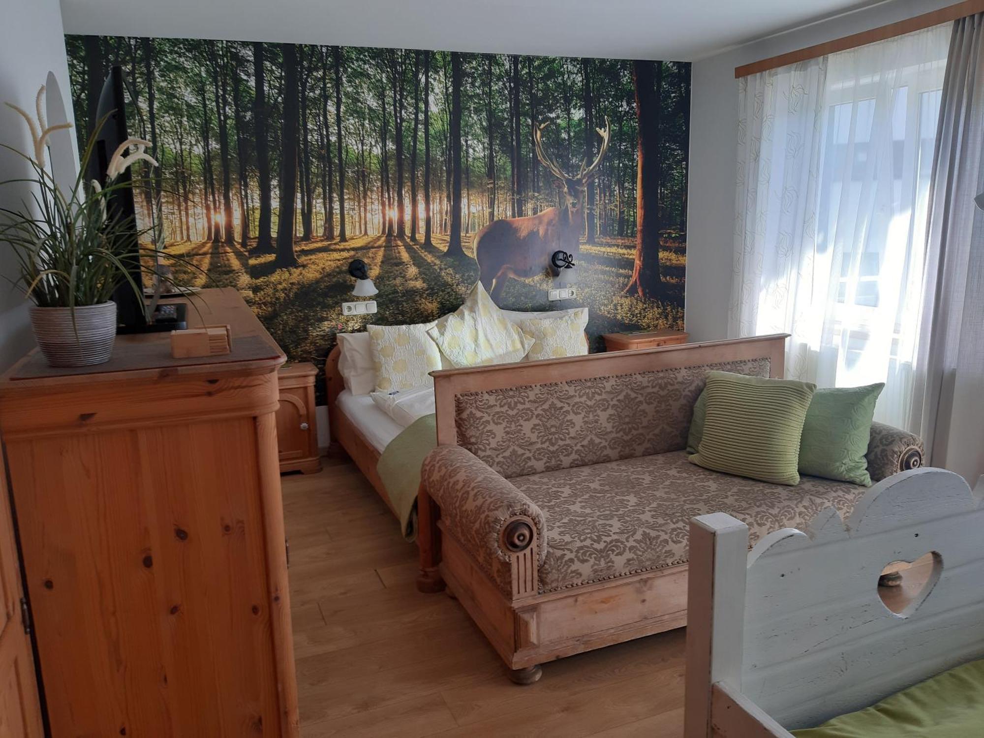 Platzhirsch Zur Alten Wagnerei Gastehaus Bed and Breakfast Saint Wolfgang Rum bild