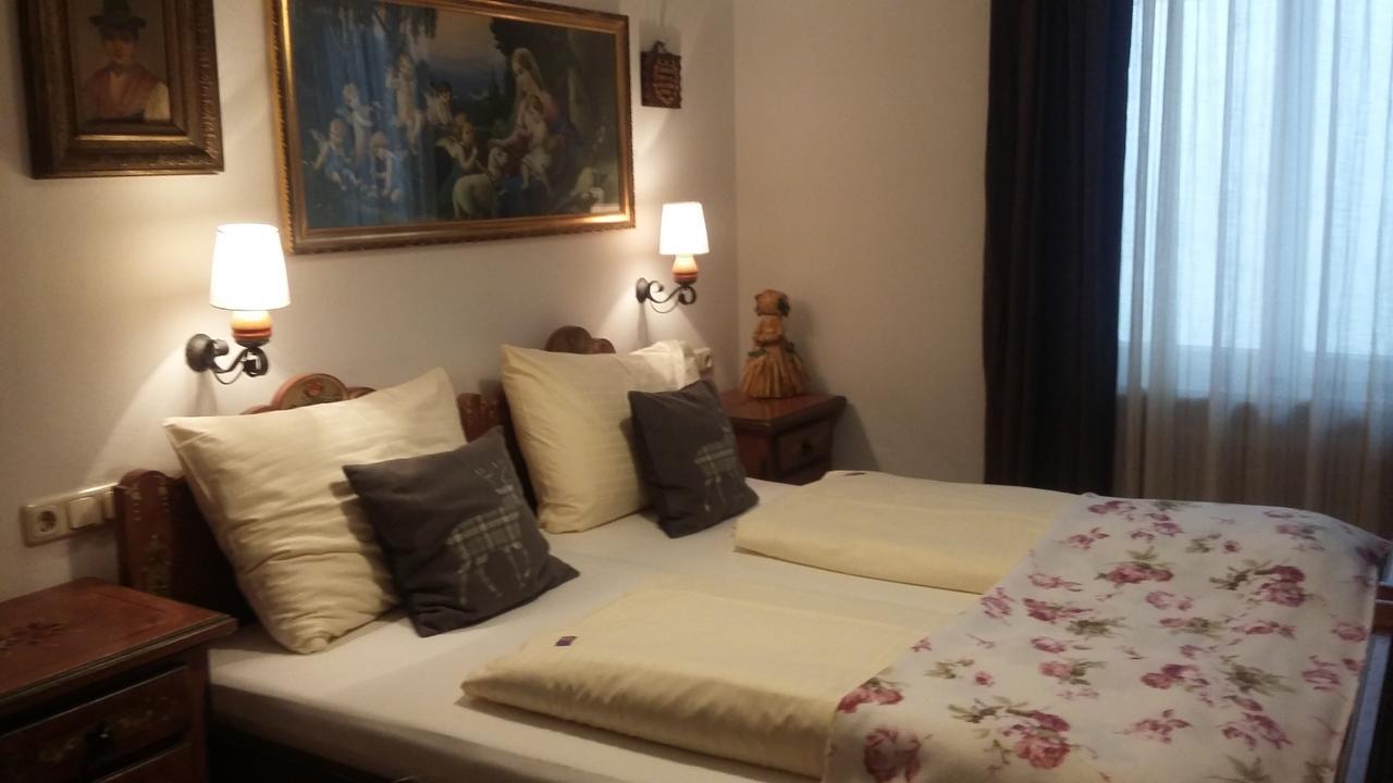 Platzhirsch Zur Alten Wagnerei Gastehaus Bed and Breakfast Saint Wolfgang Exteriör bild