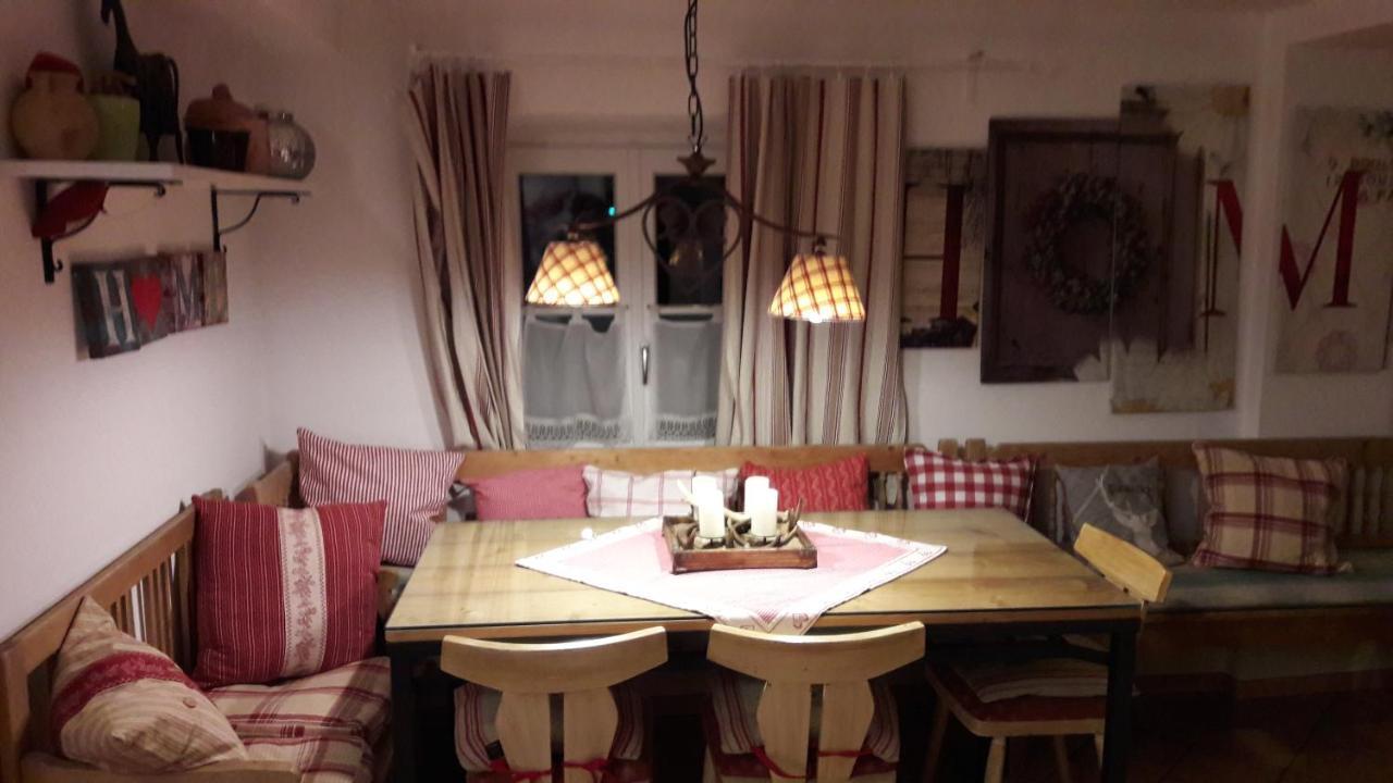 Platzhirsch Zur Alten Wagnerei Gastehaus Bed and Breakfast Saint Wolfgang Exteriör bild